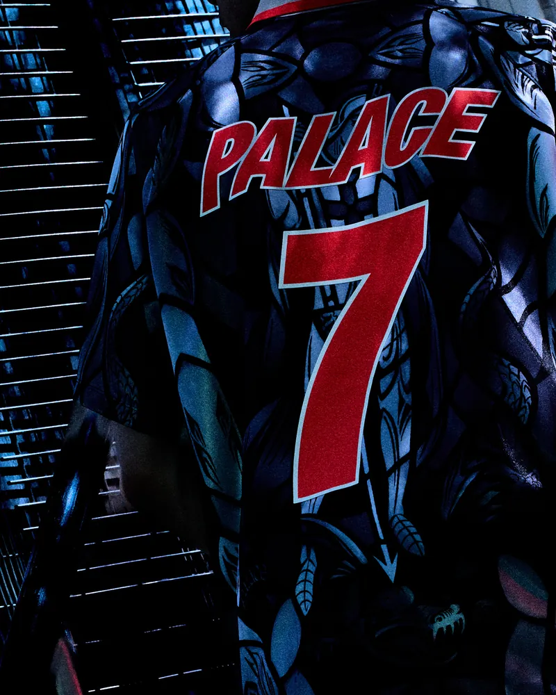 PALACE_NIKE_ENGLAND